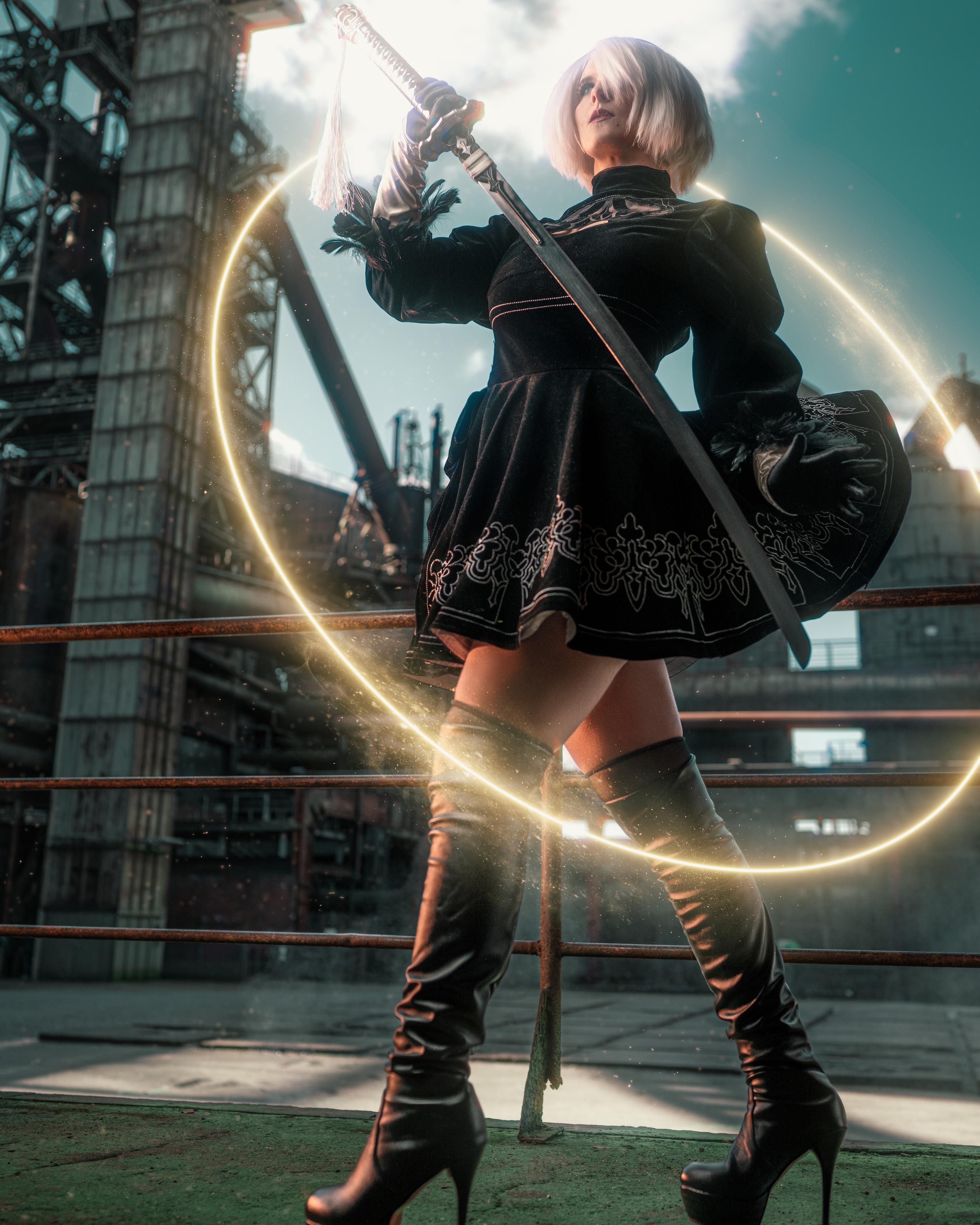 Foto nach Photoshop - 2B Cosplay - Cosplayer Sahhki