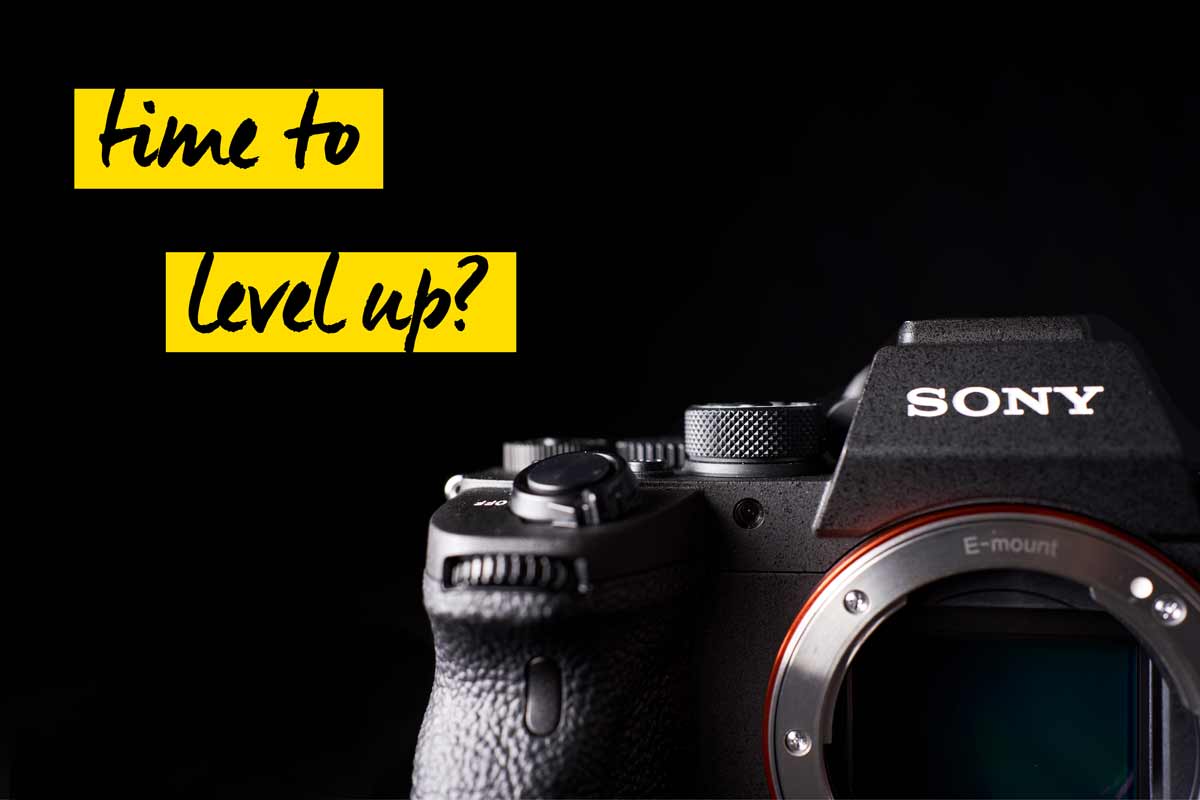 Sony Kamera vor schwarzem Hintergrund