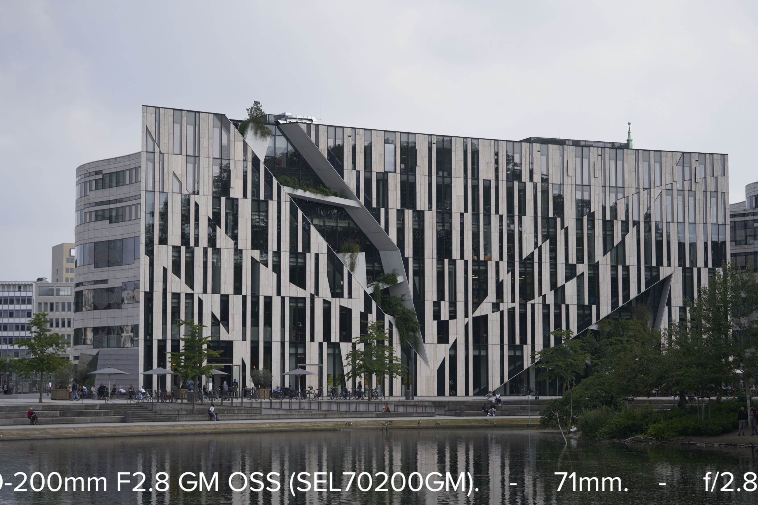 Sony GM 70-200 f2.8 bei 71mm